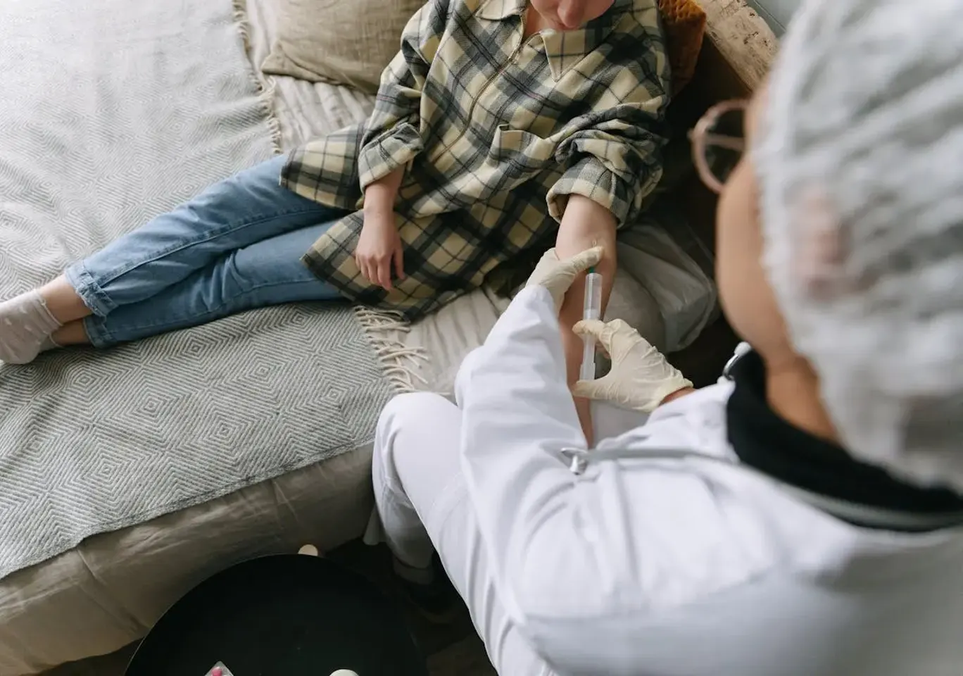 Terapia uzależnień Radom: rozmowa terapeutyczna na kanapie